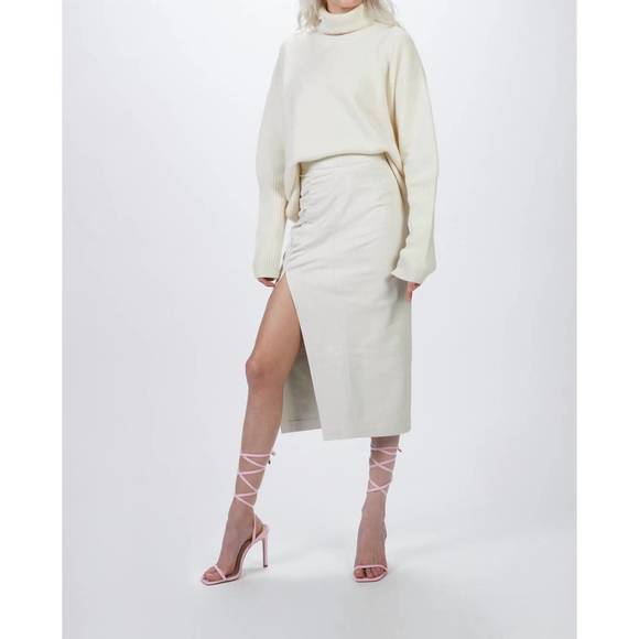 NEW ZEYNEP ARCAY cashmere turtleneck jumper in off white - Picture 7 of 7